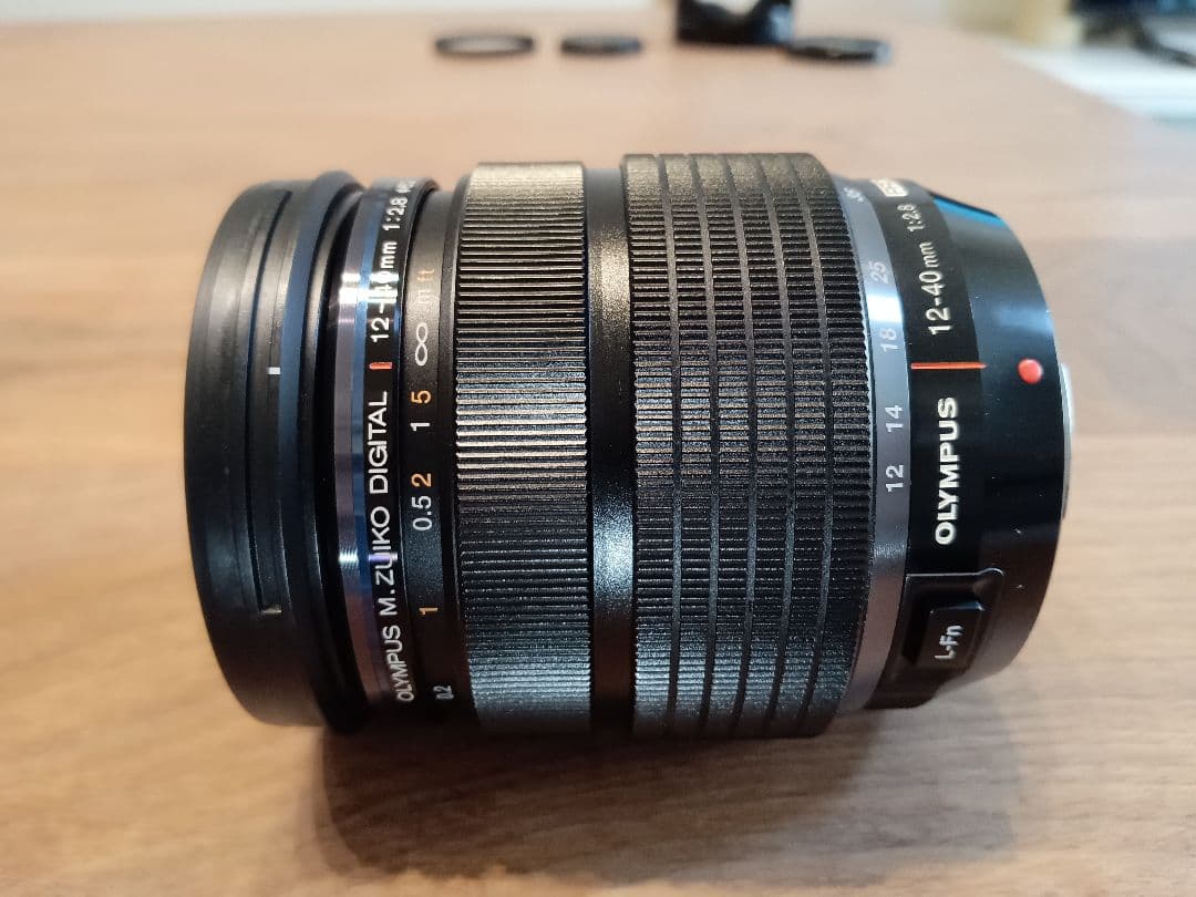 レンズガード付 OLYMPUS M.ZUIKO 12-40mm F2.8 PRO