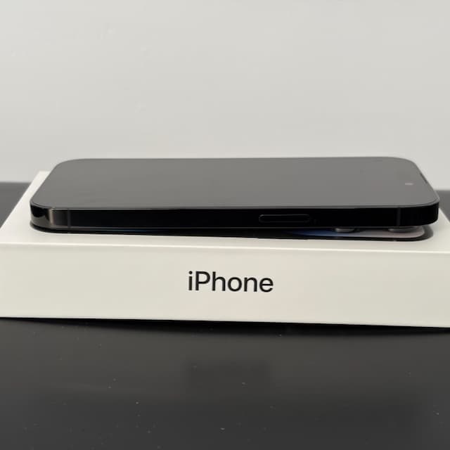 Apple iPhone14Pro 256GBスペースブラック 【SIMフリー】