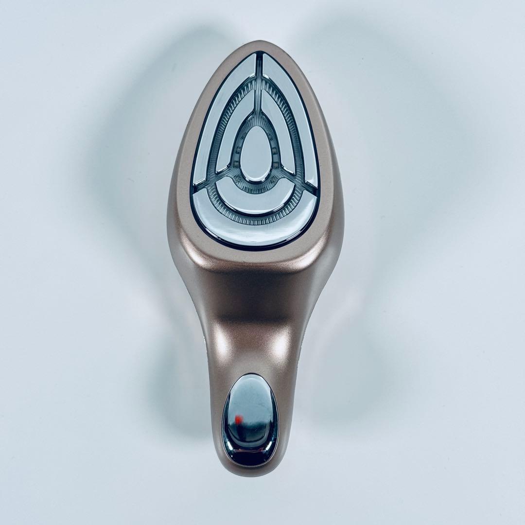 Éclat ME LABOUM 美顔器 IKKO プロデュース MEラボンエクラ