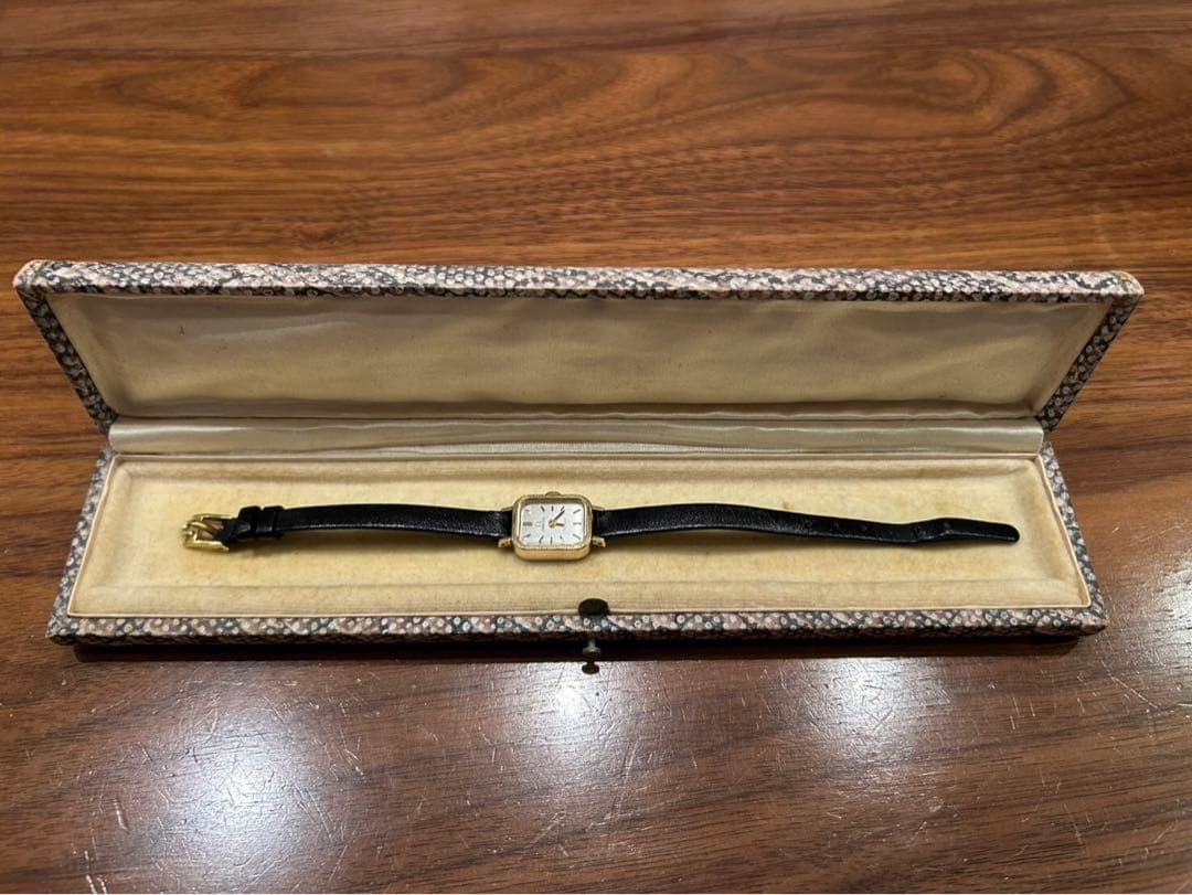 OMEGA オメガ　腕時計　アンティーク　レディース　ジュネーブ　手巻き