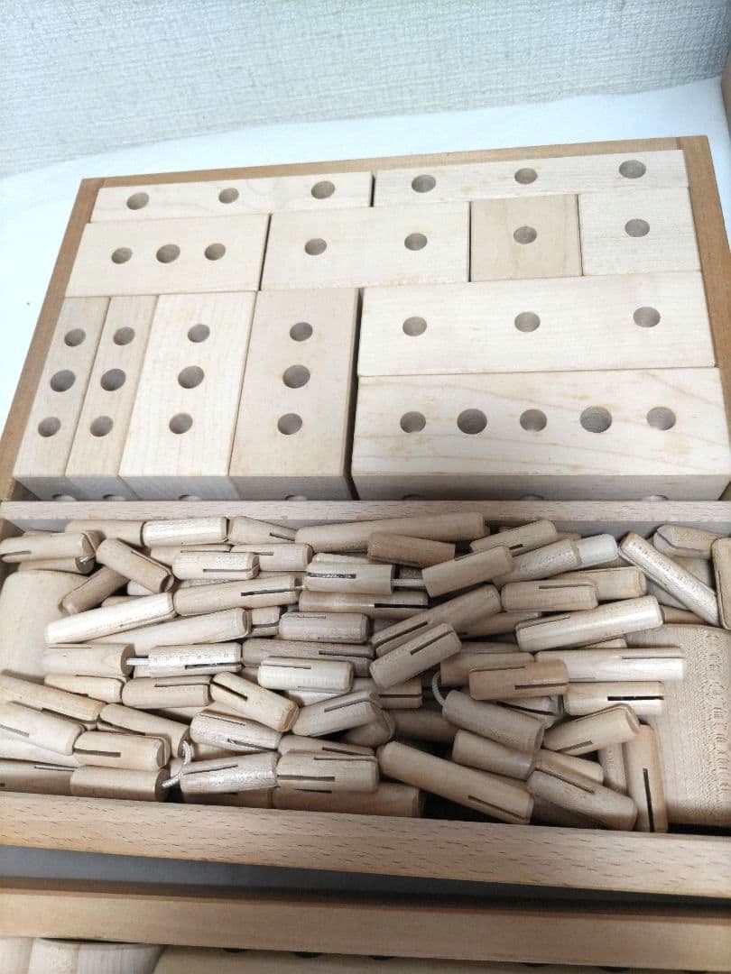 家庭保育園第6教室 ゲーテの組み木 美品 木製 知育玩具 4段引き出し 廃盤