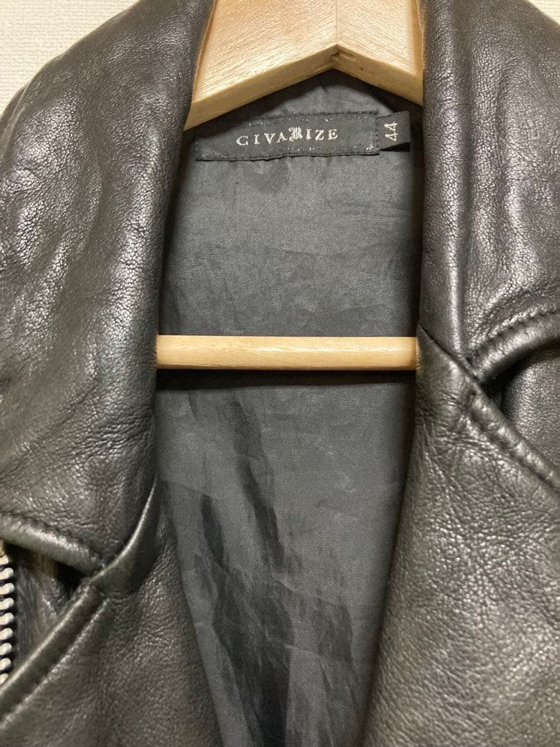 即決可　DIAURA yo-ka着用civarizeライダースジャケット