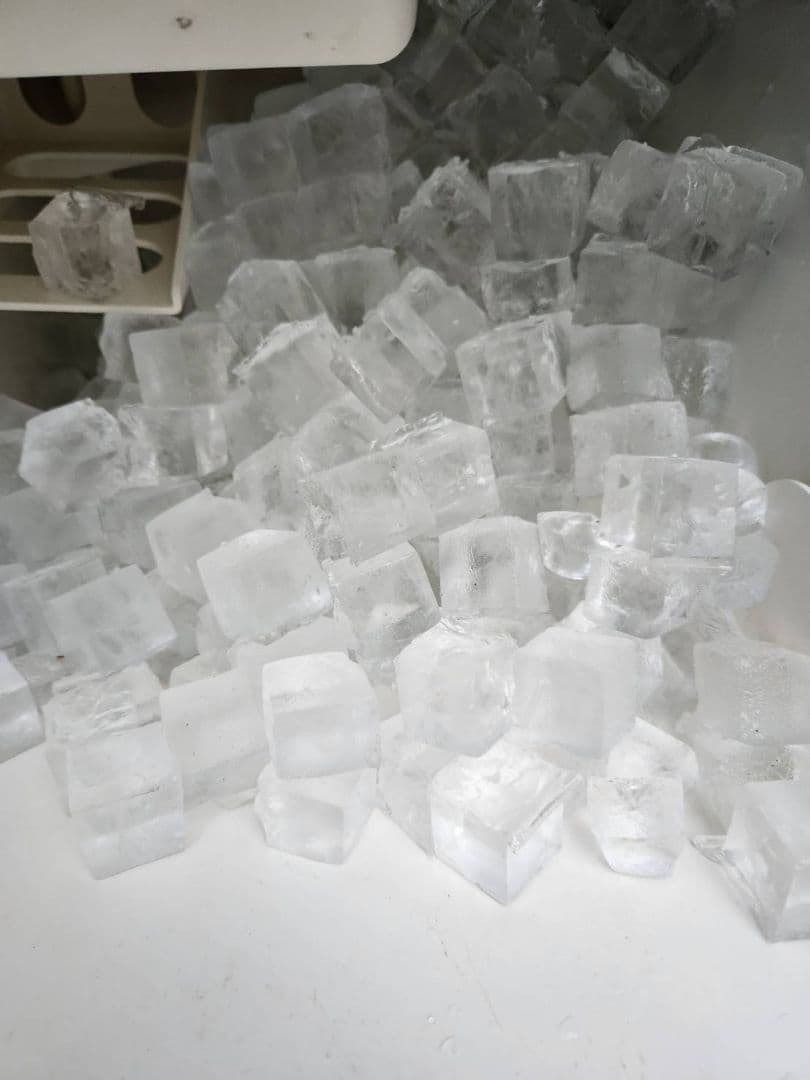 フクシマキューブアイス製氷機 25kg タイプ FIC-A25KT