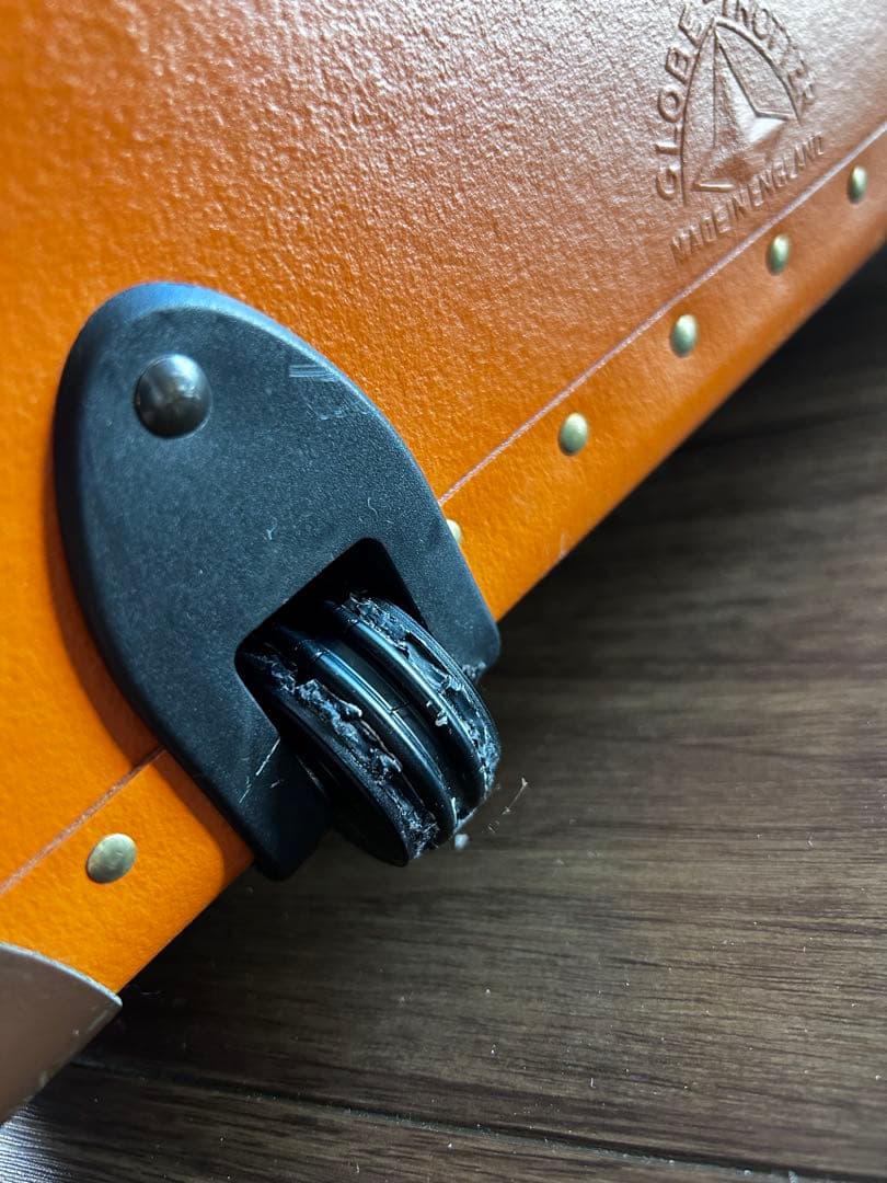 n*p様 グローブトロッター　スーツケース　オレンジ　機内持ち込みサイズ