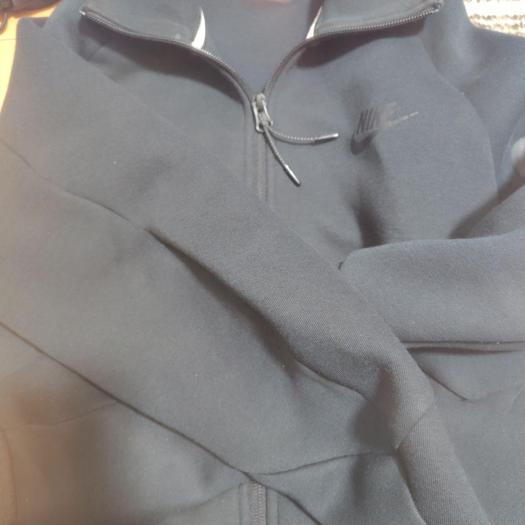 Nike ブラック ジップアップ パーカー Sサイズ