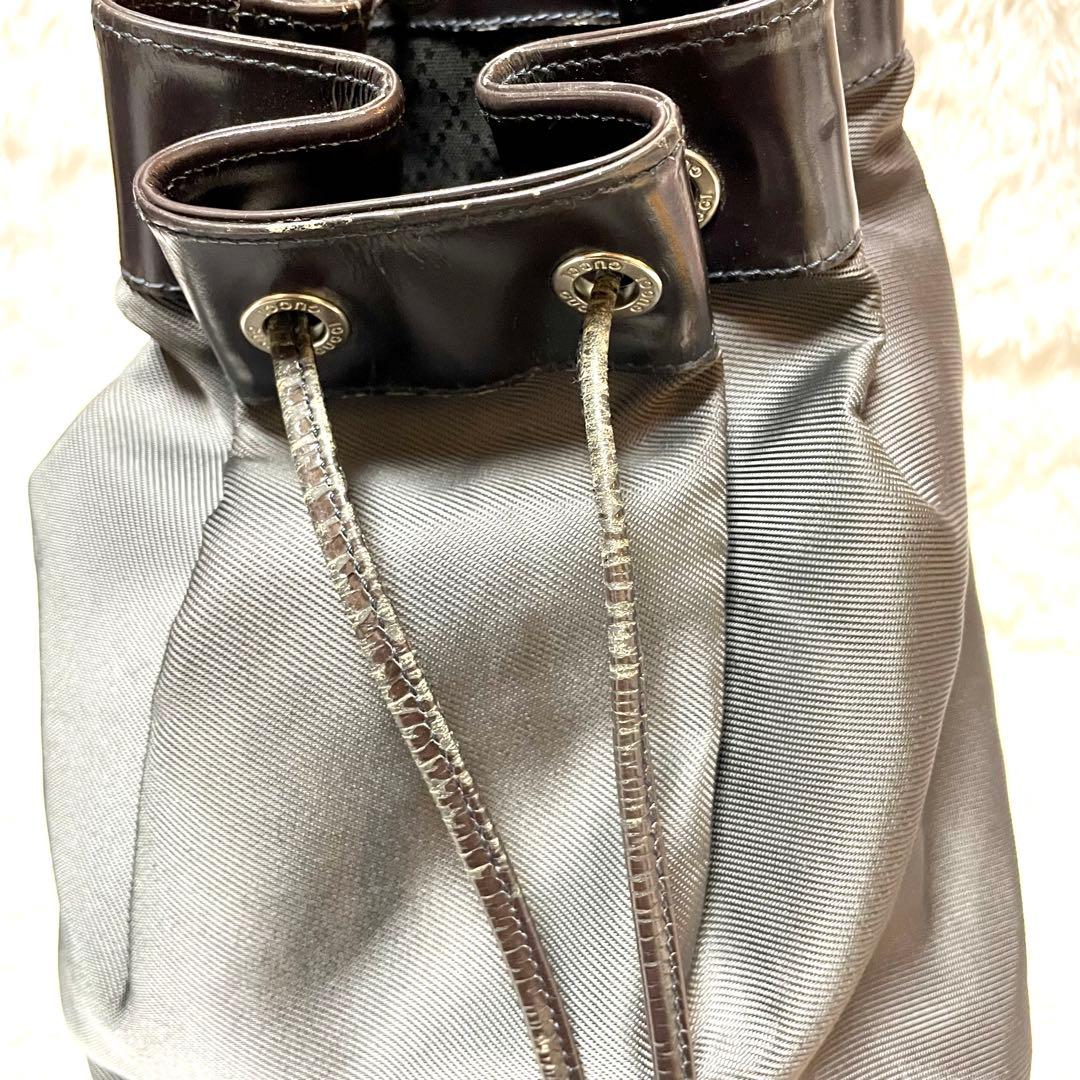 GUCCI バンブー ボディバッグ ワンショルダー 巾着 エナメル ナイロン