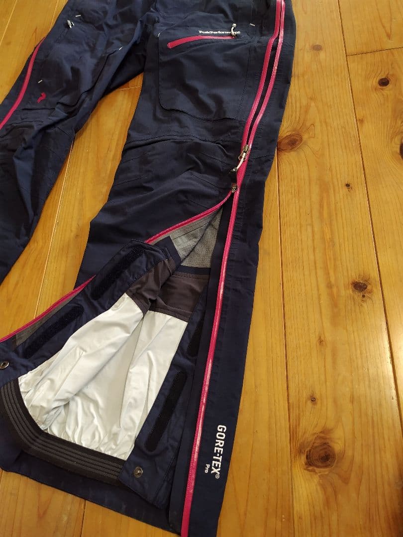 ピークパフォーマンス ヘリアルパインパンツ　GORE-TEX　 スキーウェア