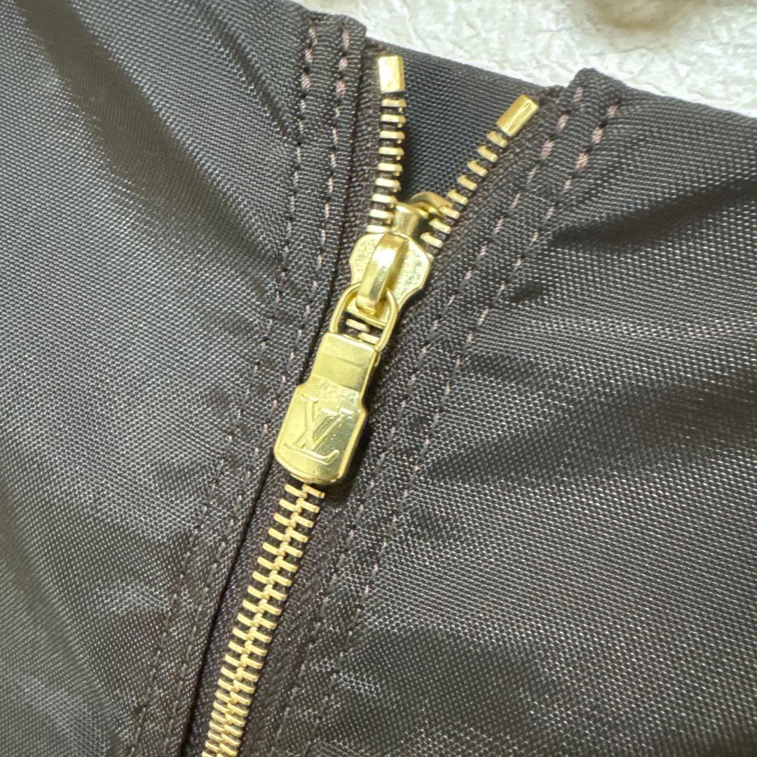 Louis Vuitton ハンガー付きガーメントバッグ