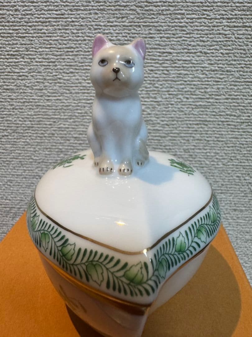 Herend ヘレンド　アポニーグリーン　猫ちゃんボンボニエール