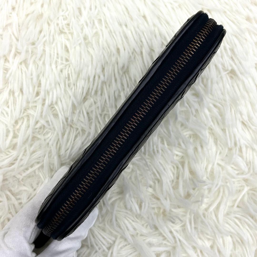 【美品】BOTTEGA VENETA イントレチャート ラウンドファスナー 財布