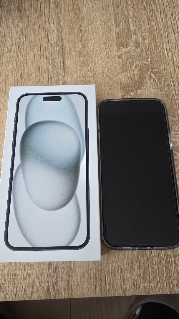 Apple iPhone 15 Plus ブラック 本体（128GB