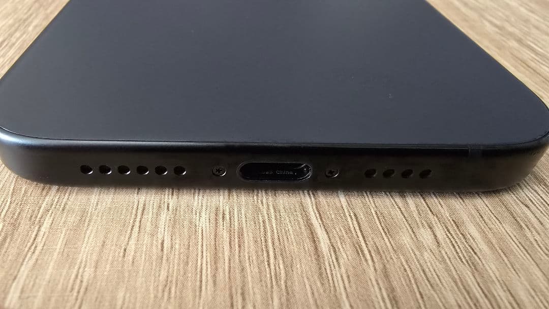 Apple iPhone 15 Plus ブラック 本体（128GB