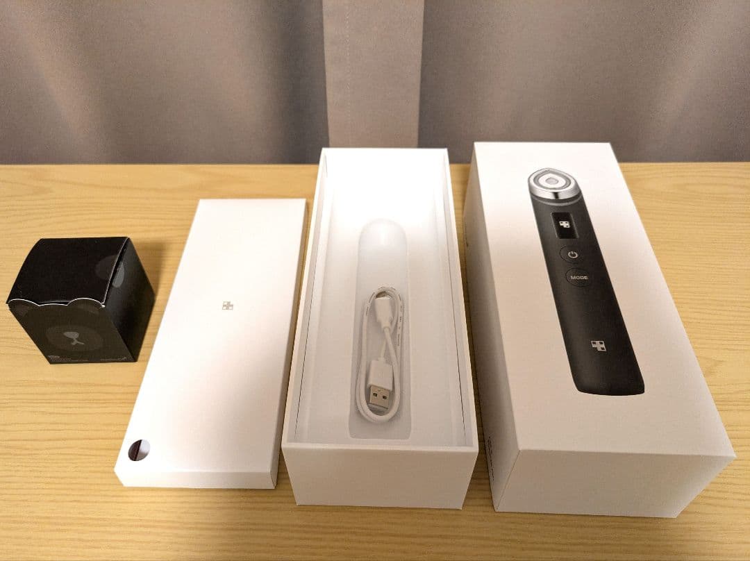 【クマキャップ付】メディキューブ美顔器AGE-R BOOSTER PROブラック