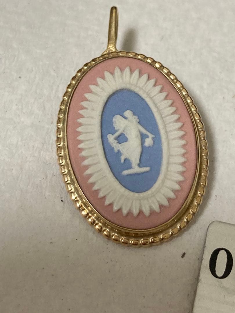 k9 ウェッジウッド　ブローチ　ペンダント　カメオ