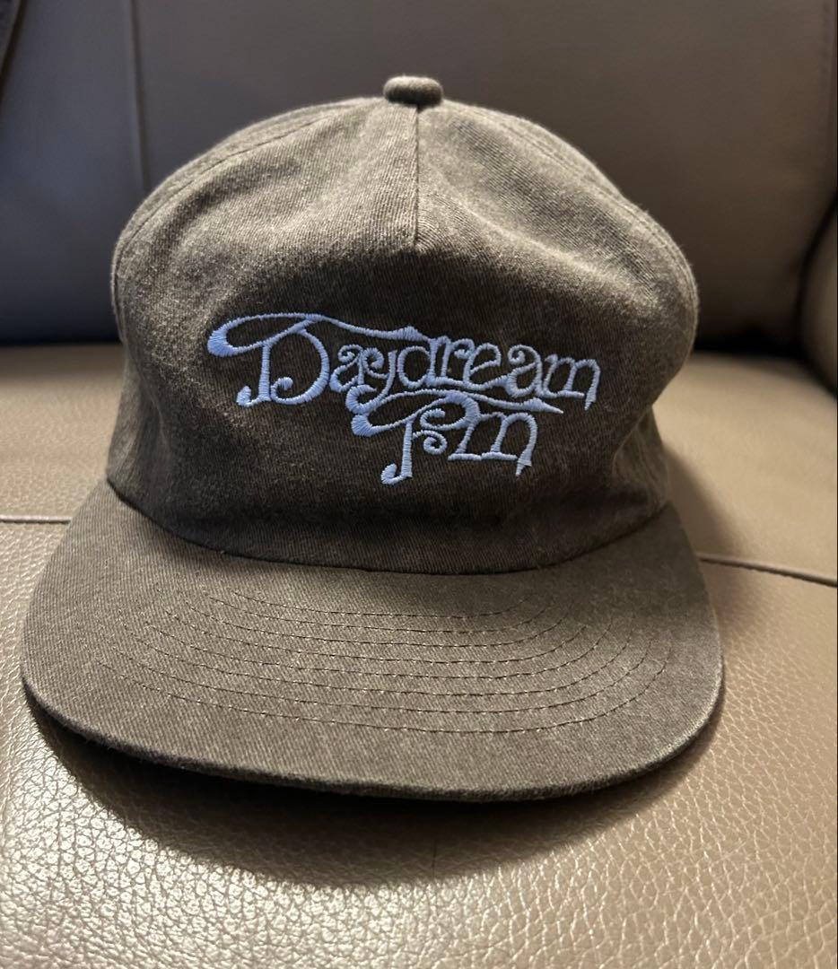 Daydream キャップ ブラウン Ovy Kaja