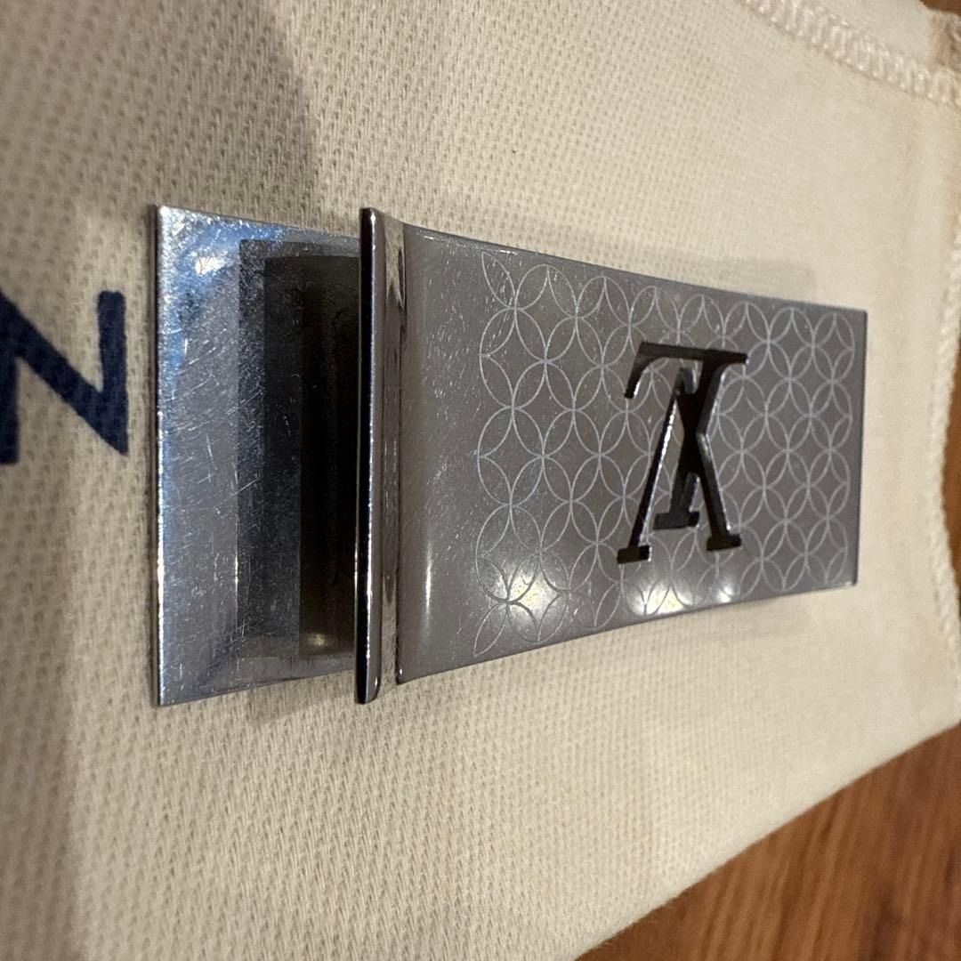 美品 LOUIS VUITTON ルイヴィトン マネークリップ