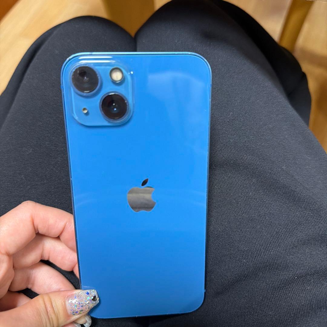 Apple iPhone 13 本体