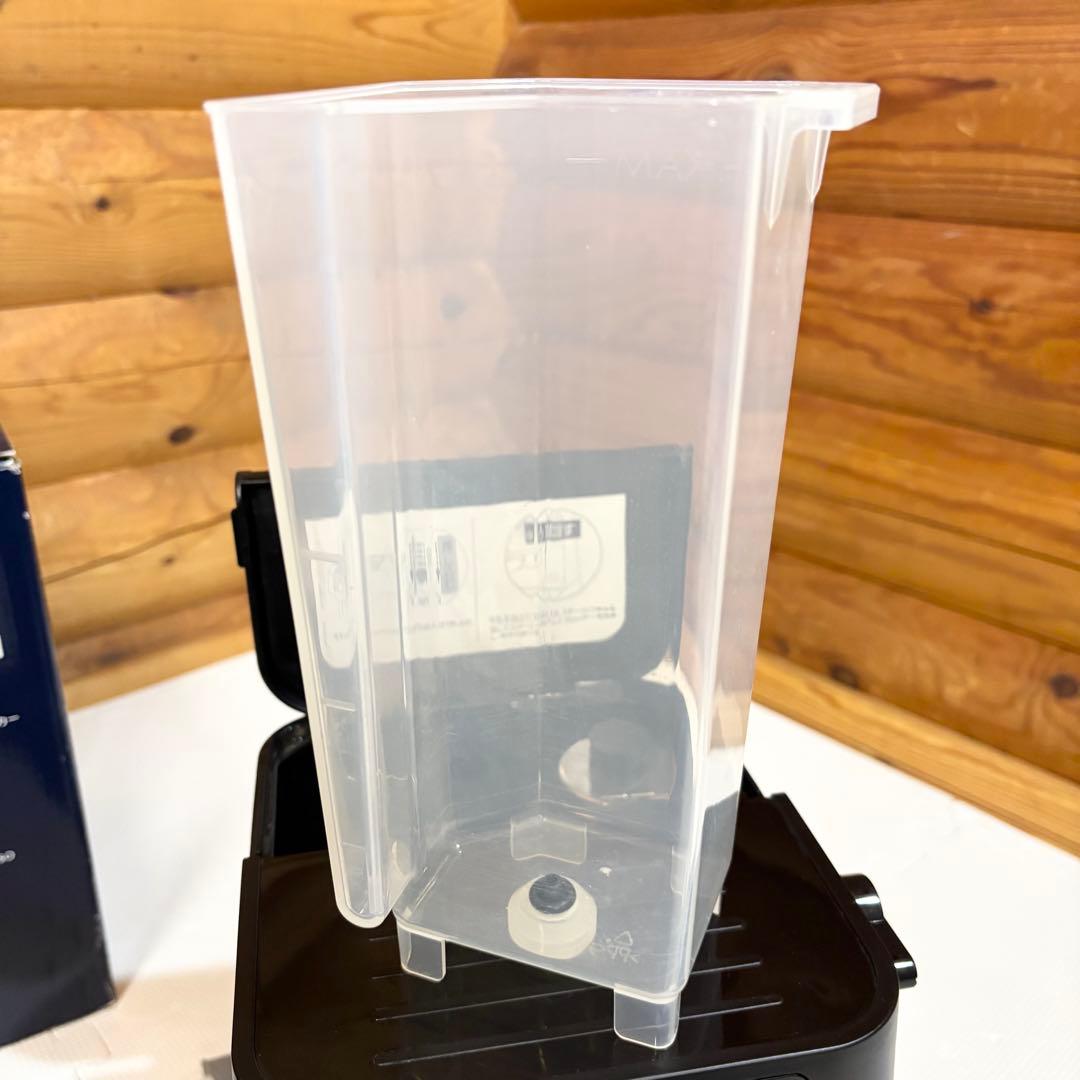 De'Longhi デロンギ エスプレッソメーカー スティローザ EC235J