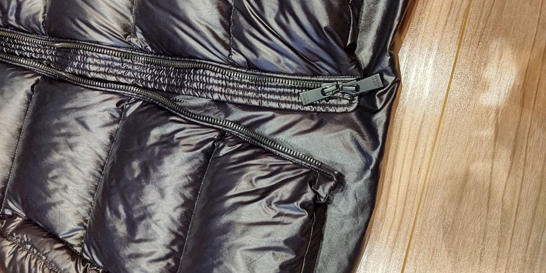 [ポンヌさん専用] [美品]TATRAS タトラス ダウンベスト ポセイドーネ