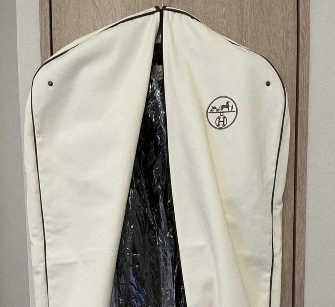 最終価格❗️極希少❤︎HERMÈS エルメス リバーシブル ダウンコート
