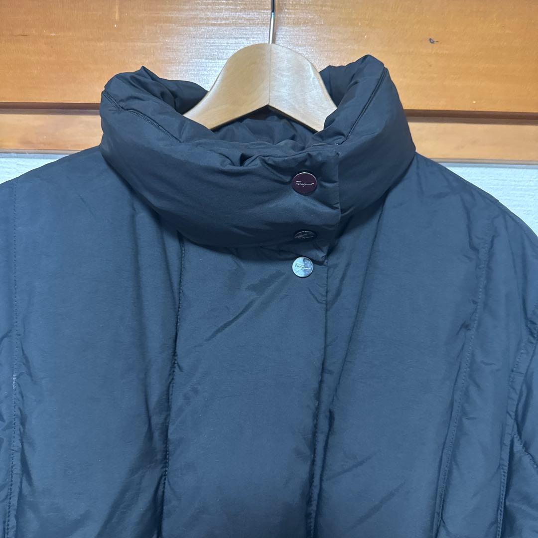 フェラガモ 黒 ロングダウンジャケット スタンドカラー L