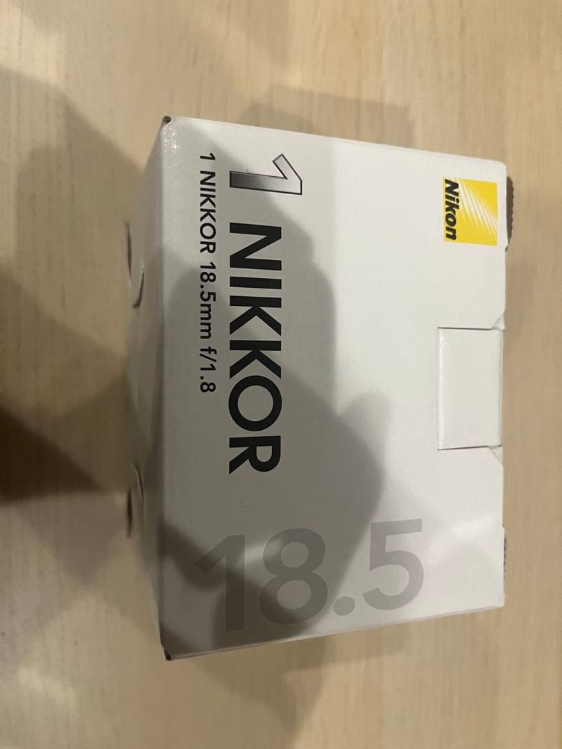NIKKOR 1 NIKKOR 18.5mm f/1.8 ブラック