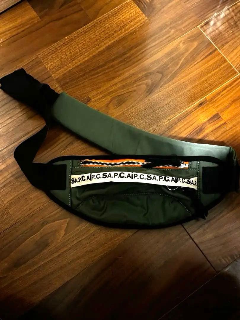 A.P.C. sacai BANANE JACKIE ボディバッグ