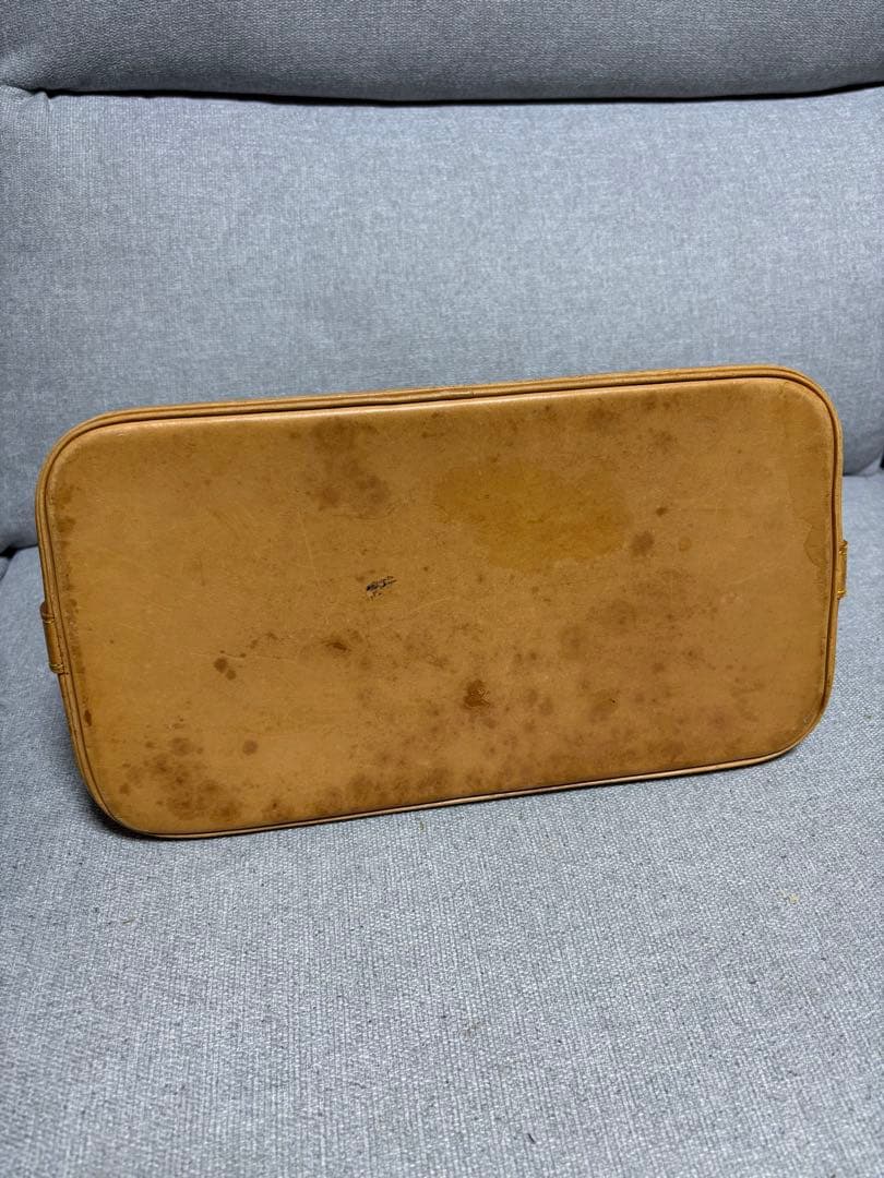 LOUIS VUITTON アルマ モノグラム