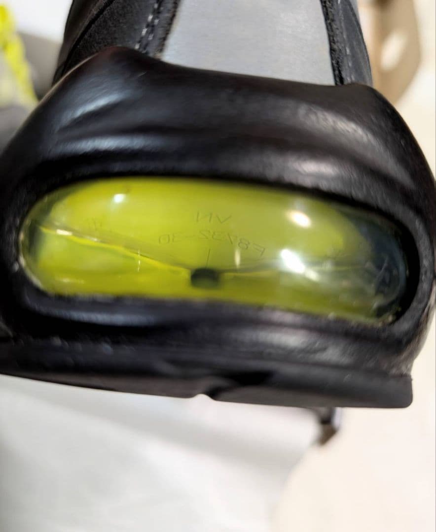 毎日値下げ　ナイキ エアマックス95 イエローグラデ 2020☆鑑定済☆ほぼ新品