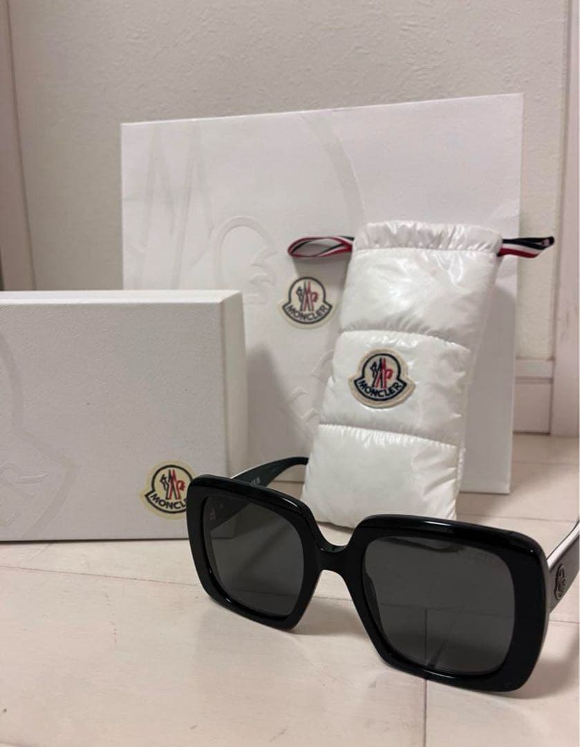 モンクレール　スクエア サングラス