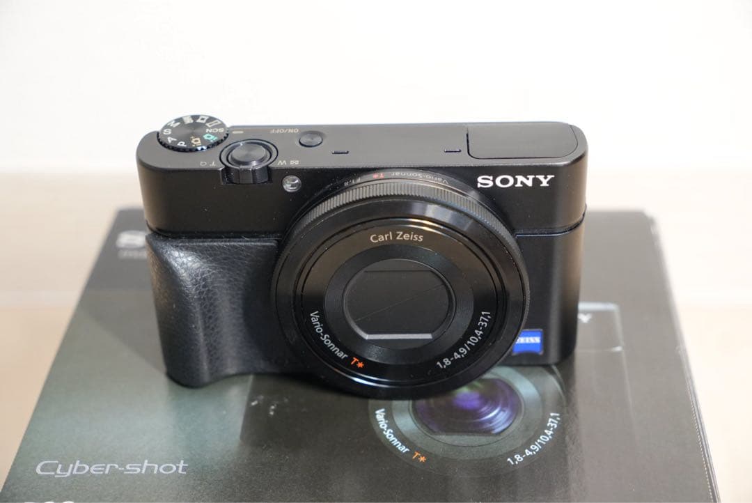 イ*N様 完動品　SONY Cyber−Shot RX DSC-RX100