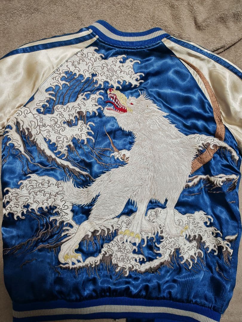 SATORI ２面用 狼 日本限定 スカジャン vintage レーヨン