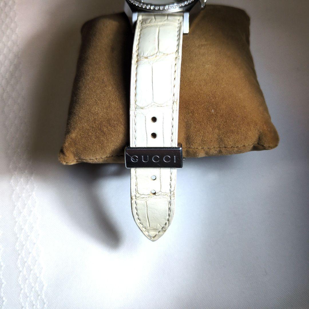 グッチ　パンテオン　ダイヤモンド　腕時計