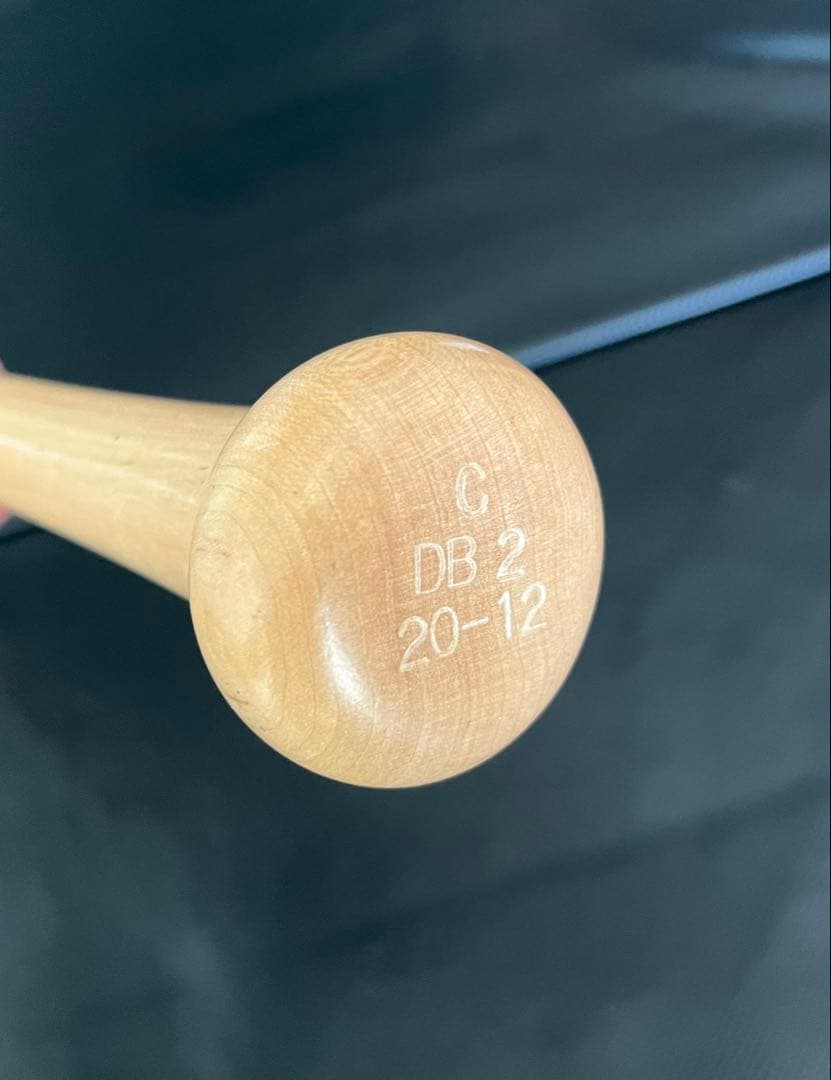 DeNA 牧秀悟 #2　バット NPBマーク 支給品　実使用　シュアプレイ