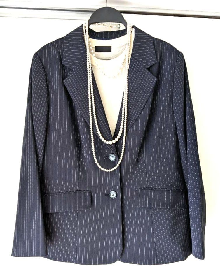 【極美品】大きいサイズ☆GRACY ネイビー ストライプ スーツ