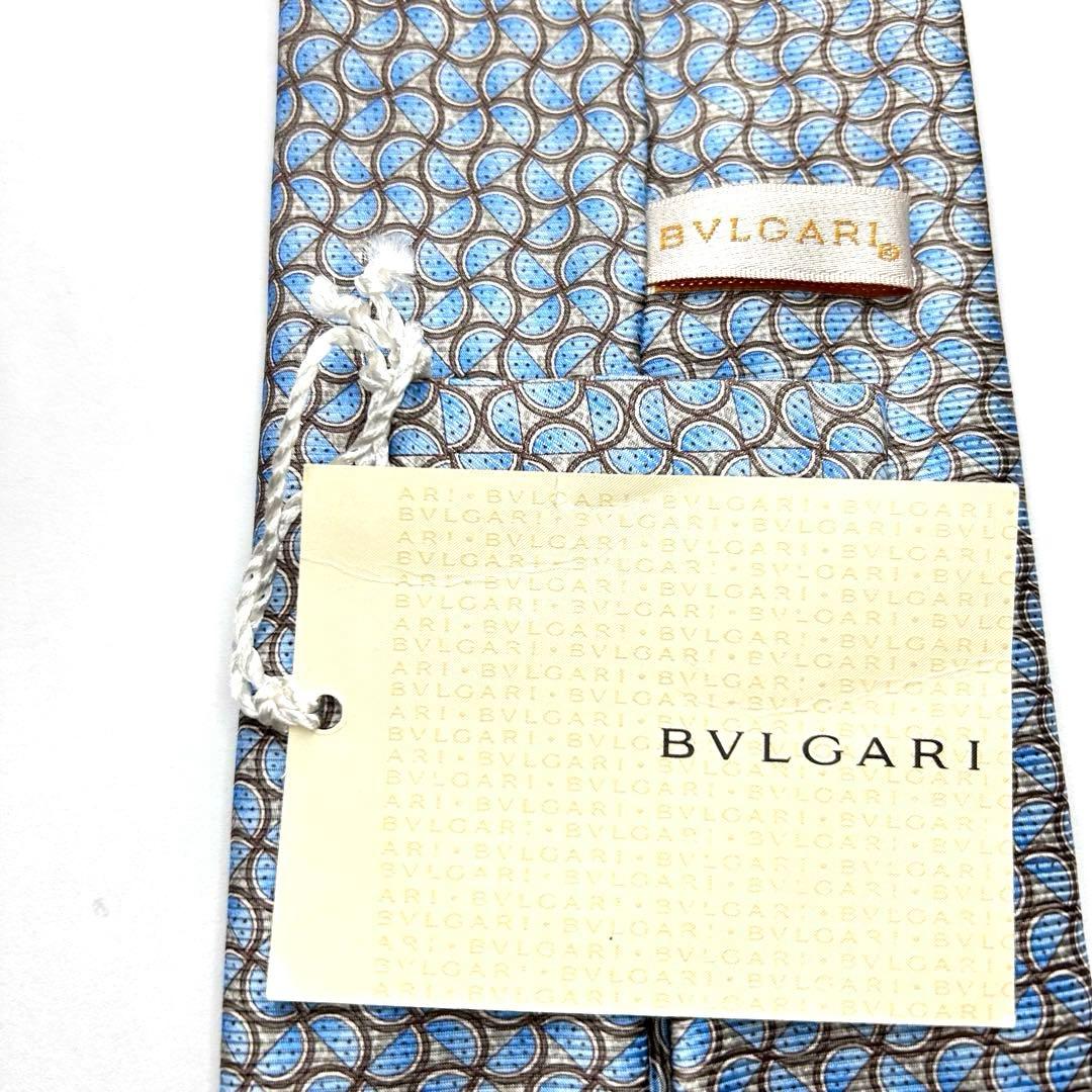 使用 ブルガリ ネクタイ シルク 総柄 幾何学模様 セッテピエゲ 水色