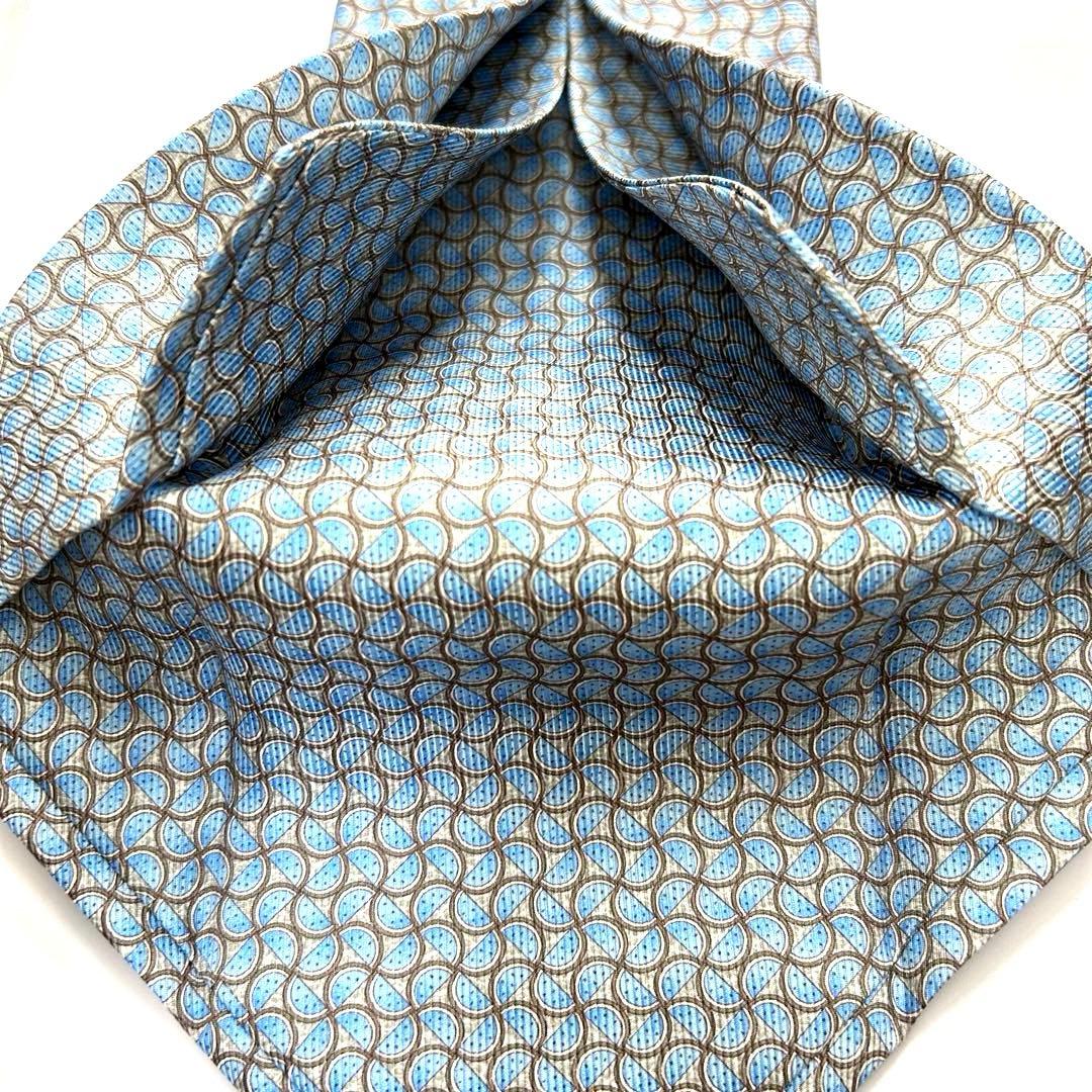 使用 ブルガリ ネクタイ シルク 総柄 幾何学模様 セッテピエゲ 水色