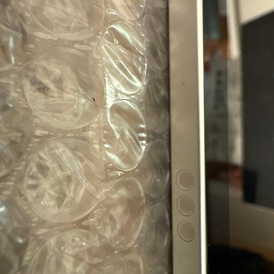 Apple iPad シルバー 本体 10世代　64GB