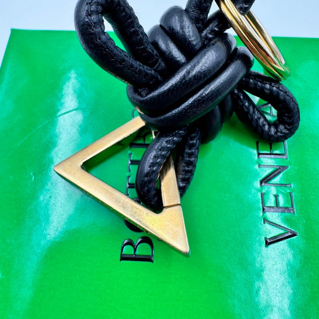 専用✨現行　BOTTEGA VENETA キーリング　黒色　ゴールド　保存箱付き