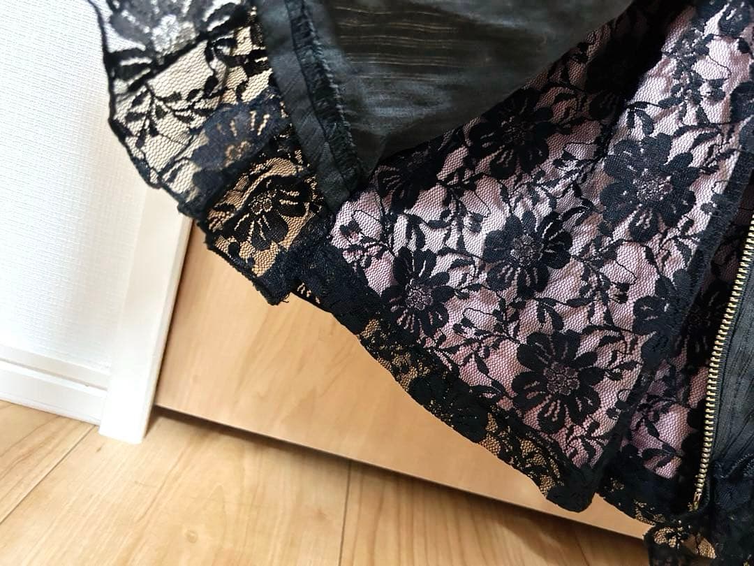 タグ有♡GOLDS♡ハートチャーム＆ダブルジップ♡チョーカー付トップス♡黒ピンク