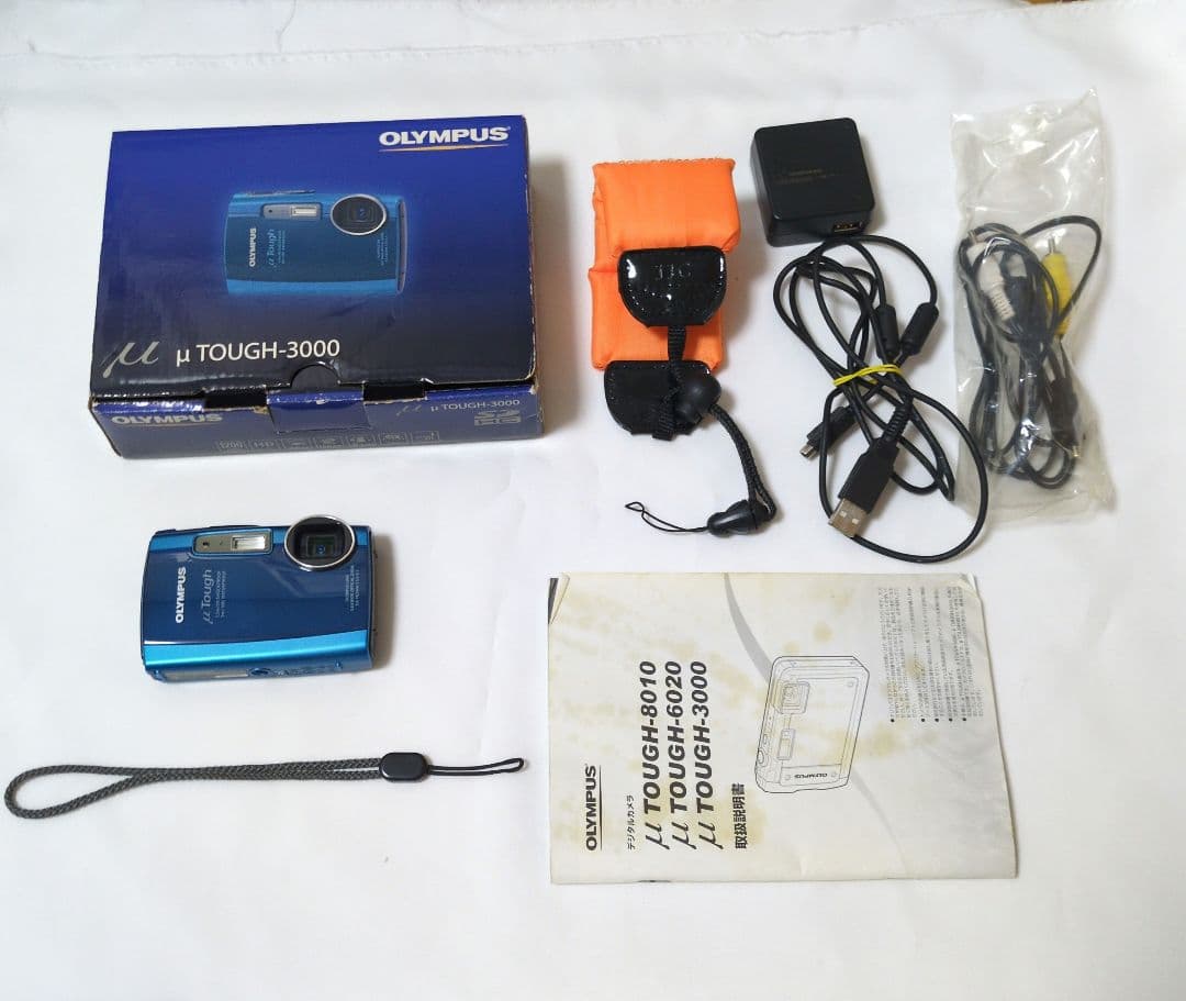 OLYMPUS　μTough-3000+フローティングストラップ　【防水カメラ】