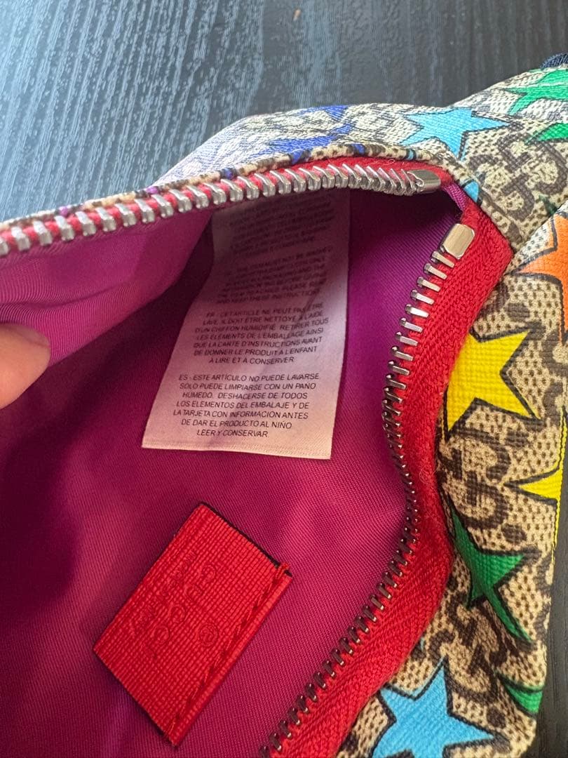 GUCCI グッチ　子供用バッグ