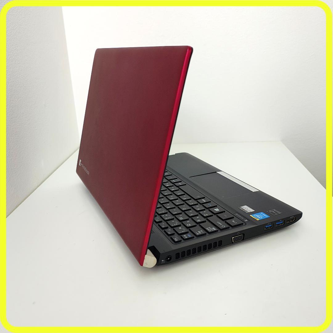 赤　新品SSD256GB⭐️windows11ノートパソコン　カメラ　805