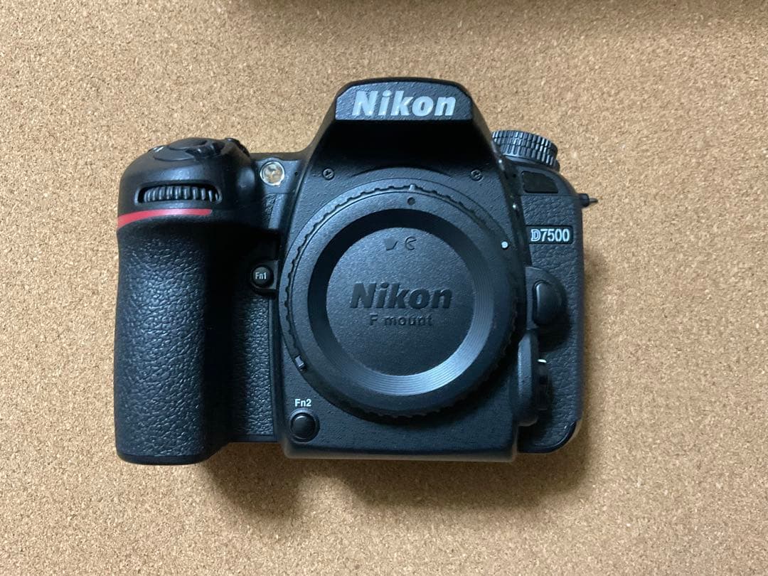 Nikon D7500 ボディ 中古 オマケ付き