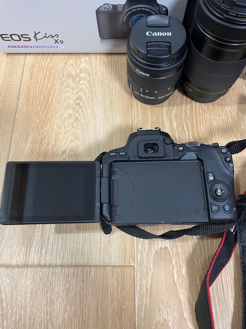 Canon EOS Kiss X9 レンズ2本付き