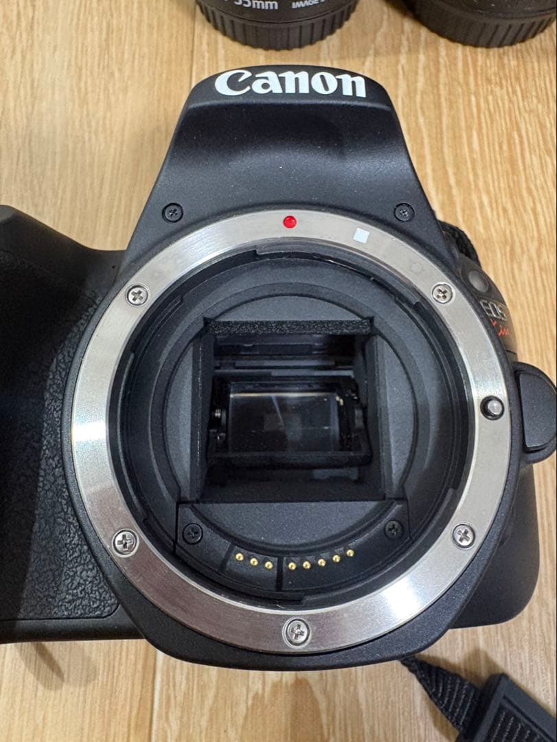 Canon EOS Kiss X9 レンズ2本付き