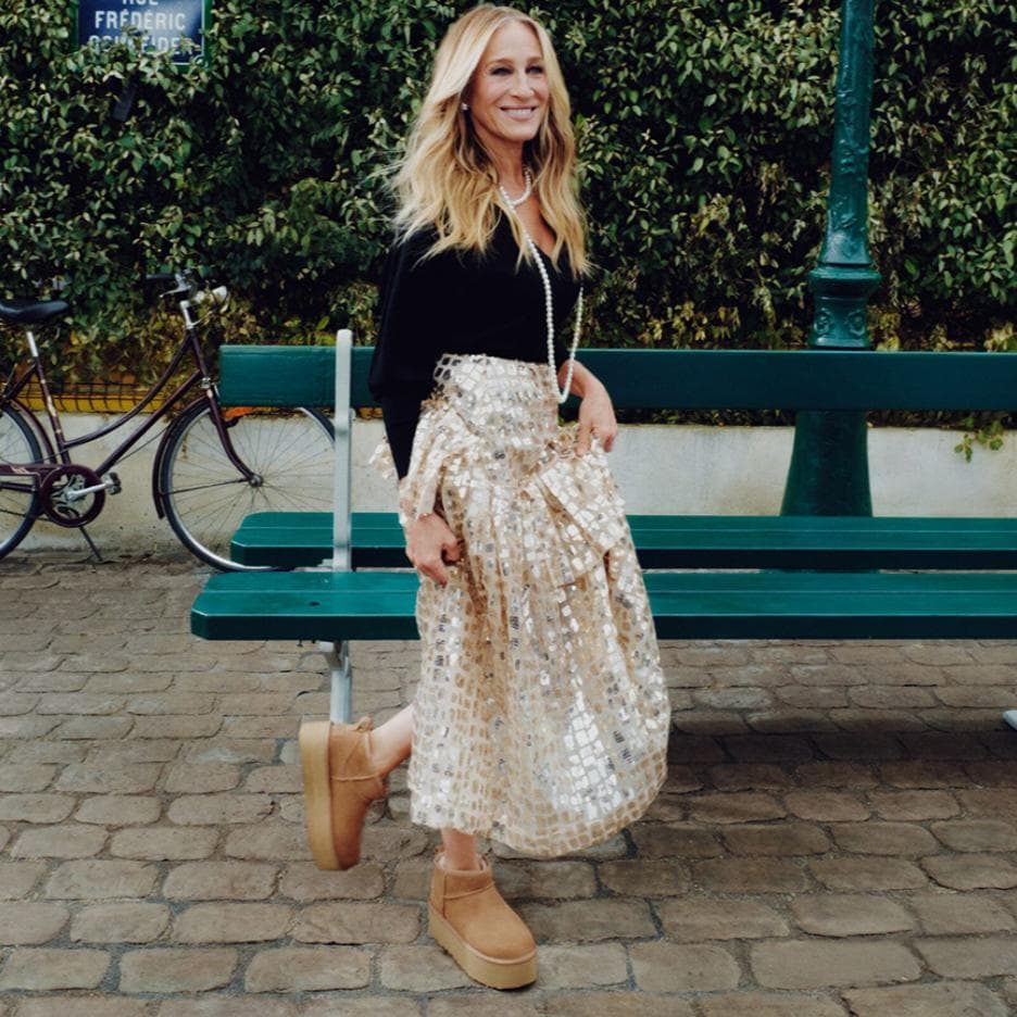 靴 UGG W CLASSIC ULTRA MINI PLATFORM 25cm