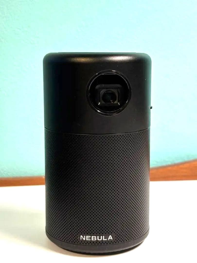 極美品　Anker Nebula Capsule D4111プロジェクター