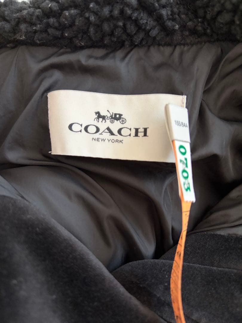 COACH コーチ　短丈　レディース　ダウンジャケット　ブラック　ダウン