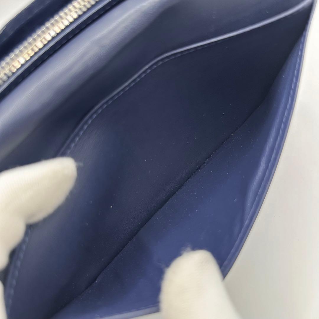 希少✨LOUIS VUITTON Vシグネチャー ポルトフォイユ ブラザ